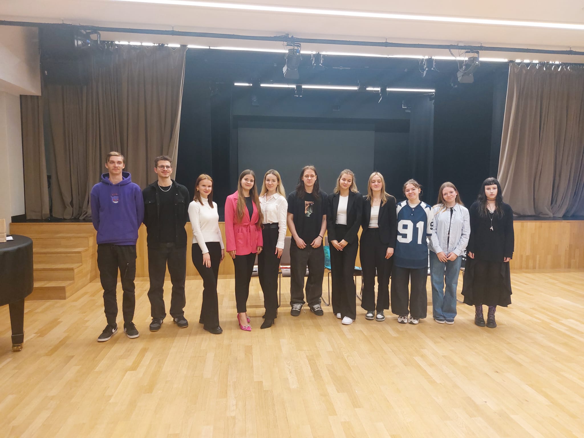 Iedvesmojies projektta darbam